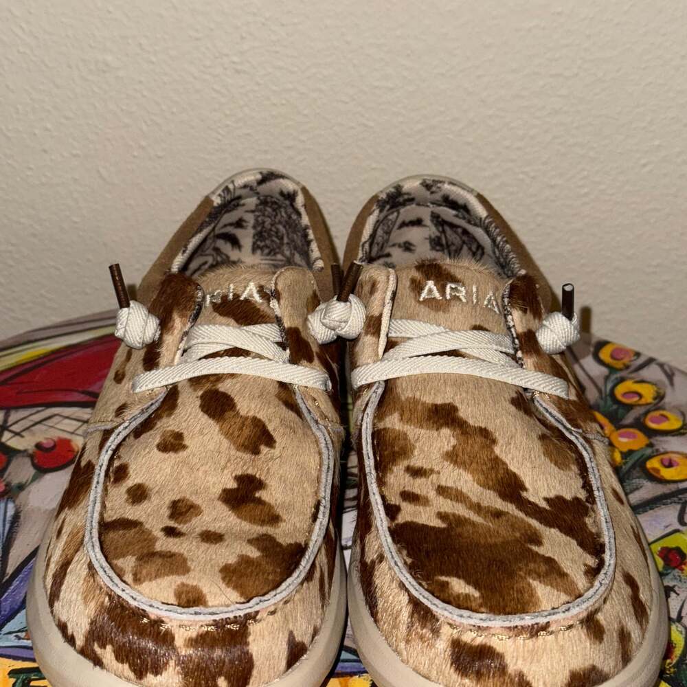 Ariat Womens Hilo Shoe Brindle Hair On White and Tan - Picture 2 of 5